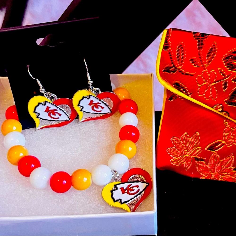 Handmade Chiefs Set